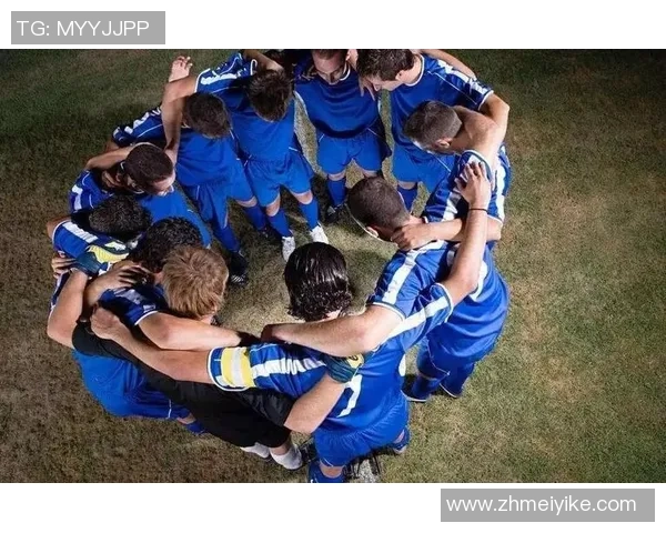 杭州足球队的团队协作精神与战术配合探讨
