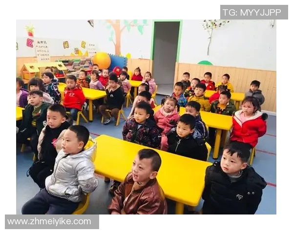 足球明星肩膀内扣的魅力瞬间解析与精彩瞬间回顾 足球明星肩膀内扣的魅力瞬间解析与精彩瞬间回顾